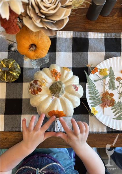 Toddler Tuesday | Crafts/Bubbles/Snacks | Pumpkins